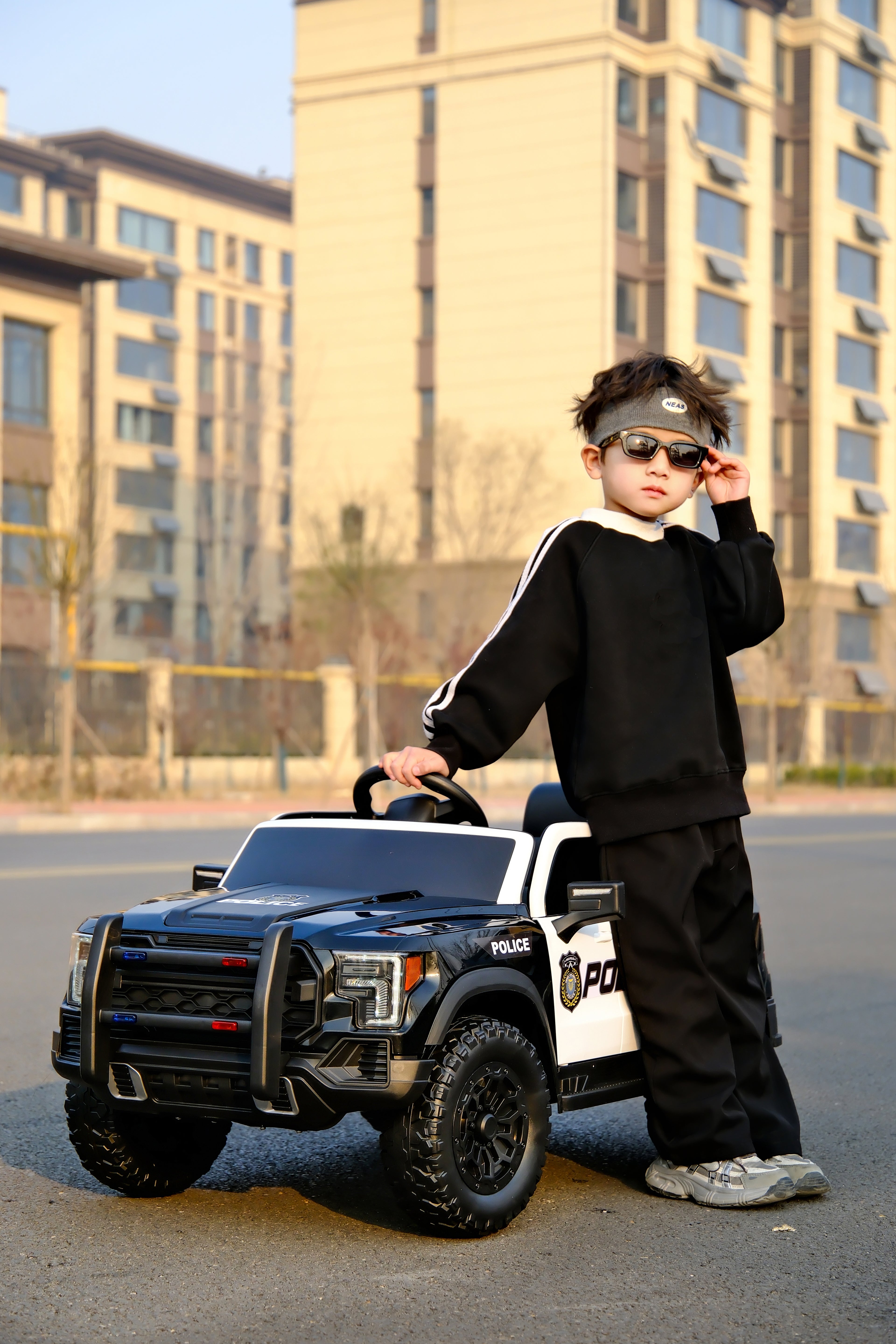 Premium 12V Kids Ride-On Car With Double Doors & Dual Control - Black & White